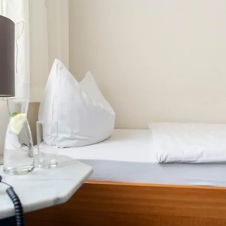 & Boehm * Графенвёр