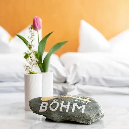 & Boehm Отель Графенвёр